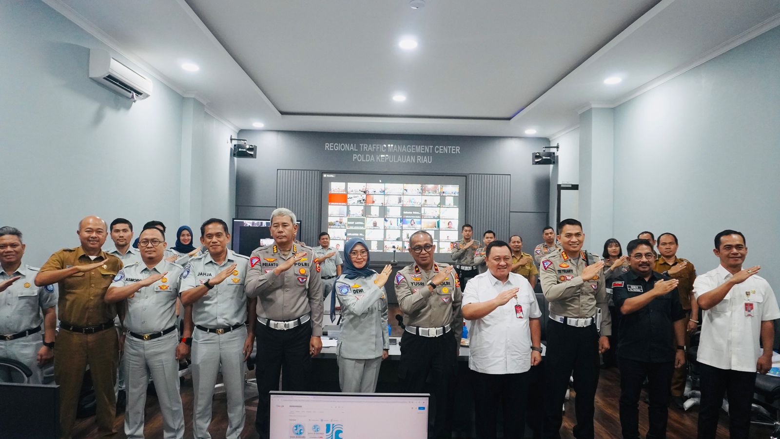 Tingkatkan Kepatuhan Bayar Pajak Tim Pembina Samsat Tingkat Nasional