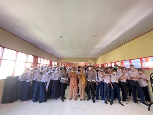 Ini Yang Disampaikan Akp Ida Ayu Made, Saat Sosialisasi ke Pelajar Smp 2 Pangkajene