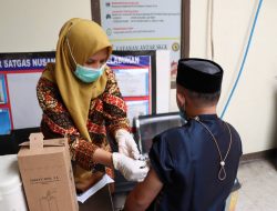 Percepatan Vaksin Nasional, Sidokkes Polres Pelabuhan Makassar terus lakukan Vaksinasi