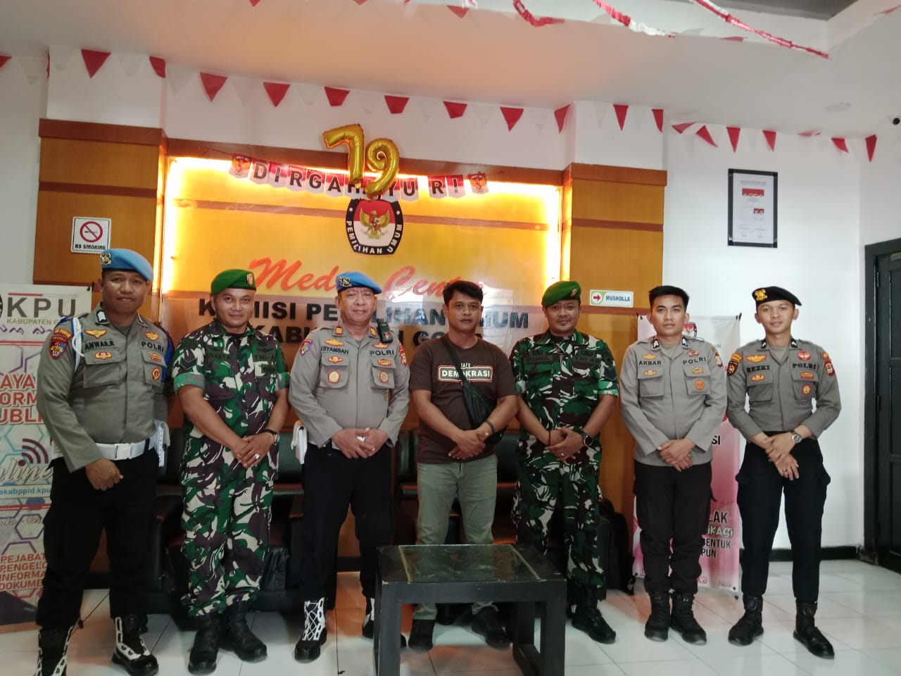 Kasipropam Polres Gowa Kontrol Piket Pam Kantor KPU dan Bawaslu Jelang Pilkada 2024-2025