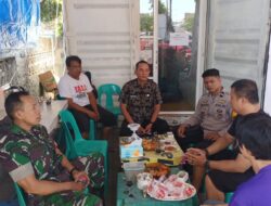 Bhabinkamtibmas Pattunuang dan Babinsa Bersinergi Ajak Warga Sukseskan Pilkada Serentak 2024