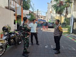Kompak, Bhabinkamtibmas Polres Pelabuhan Makassar dan Babinsa Gelar Patroli Dialogis, Ajak Warga Sukseskan Pilkada Serentak